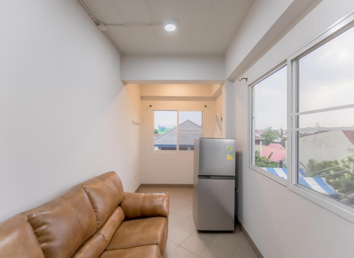 Middleway House Bangkok Hotel ภายนอก รูปภาพ