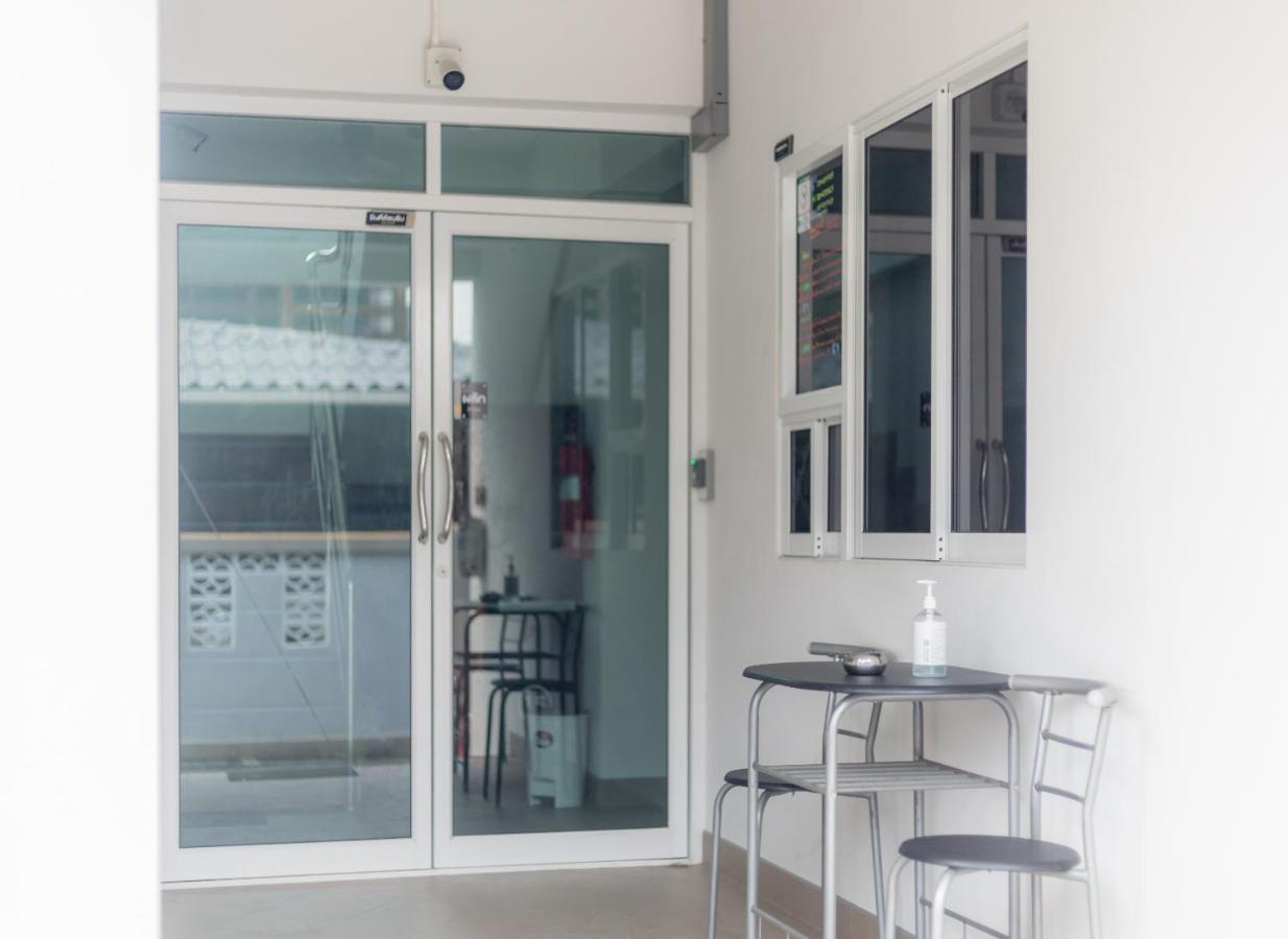 Middleway House Bangkok Hotel ภายนอก รูปภาพ