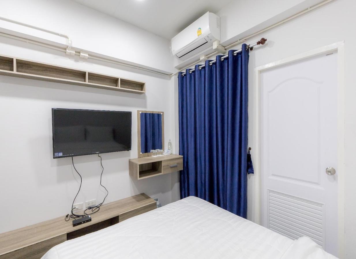 Middleway House Bangkok Hotel ภายนอก รูปภาพ